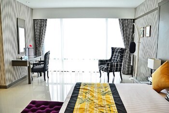 The Par Phuket
