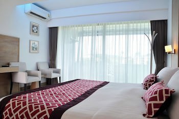 The Par Phuket