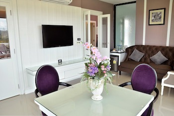 The Par Phuket