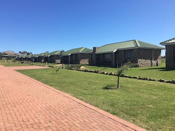 Mentors Country Estate