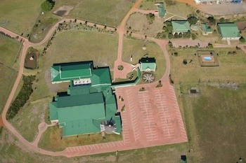 Mentors Country Estate