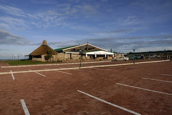 Mentors Country Estate