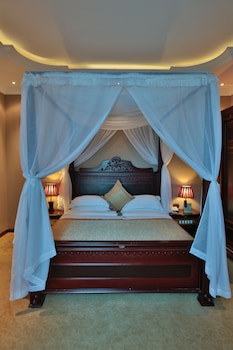 Friendship International Hotel