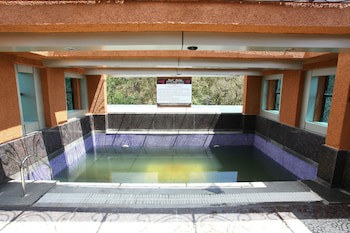 Hotel Tigers Roare'