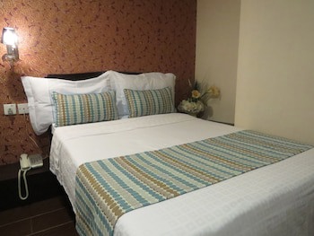 California Hotel