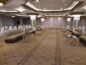 Al Mutlaq Hotel