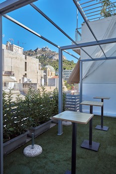 Athens Way Pop Art Hotel
