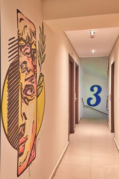 Athens Way Pop Art Hotel