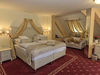 Hotel Augusta galeri fotoğrafı