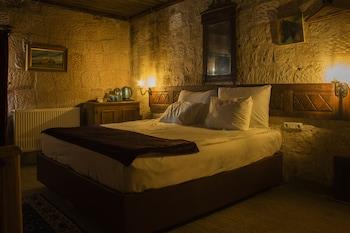 Cave Art Hotel