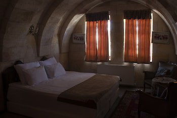 Cave Art Hotel