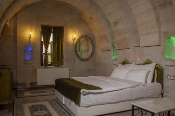 Cave Art Hotel