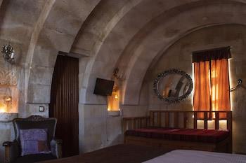 Cave Art Hotel