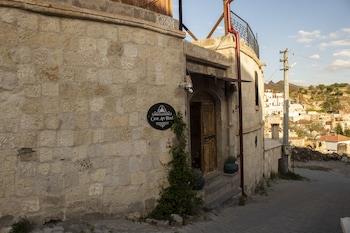 Cave Art Hotel