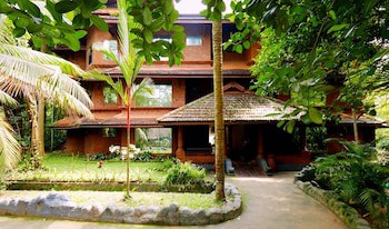 Emarald Ayurvedic Resort