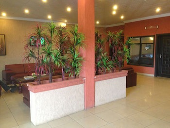 Bridgeview Hotel & Conference Centre