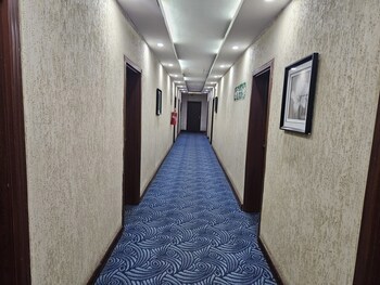 Bridgeview Hotel & Conference Centre