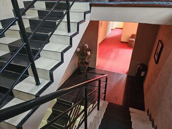 Bridgeview Hotel & Conference Centre