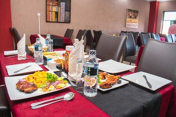 Bridgeview Hotel & Conference Centre