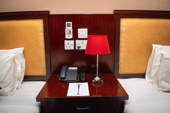 Bridgeview Hotel & Conference Centre