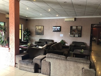 Bridgeview Hotel & Conference Centre