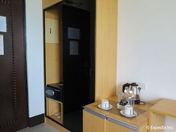 Big 8 Corporate Hotel