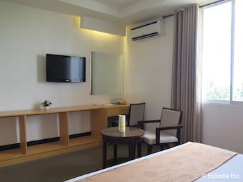 Big 8 Corporate Hotel