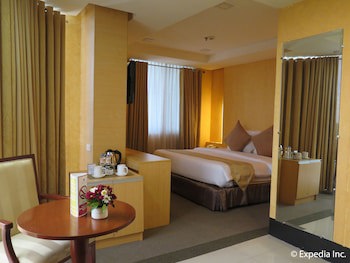 Big 8 Corporate Hotel