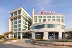 Ramada Hotel & Suites by Wyndham Izmir Kemalpasa