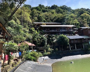Tapear Resort