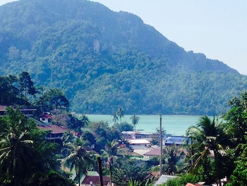 Tapear Resort