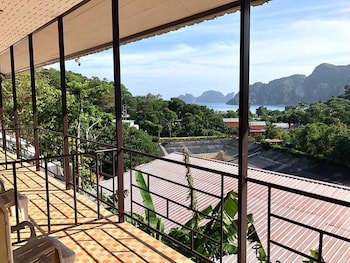 Tapear Resort