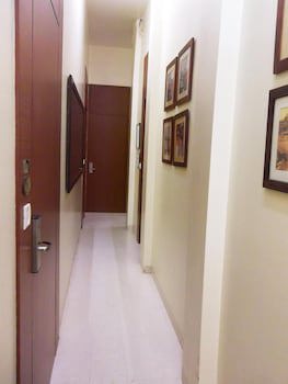 Elphinstone Hotel
