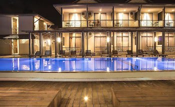 Alia Residence