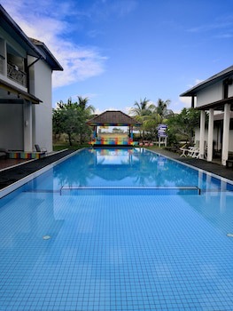 Alia Residence