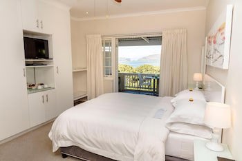 South Villa Guesthouse & Garden