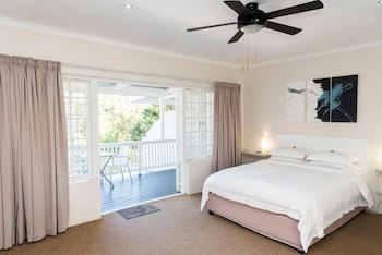 South Villa Guesthouse & Garden