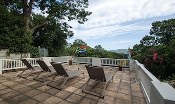 South Villa Guesthouse & Garden