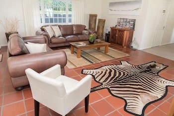 South Villa Guesthouse & Garden