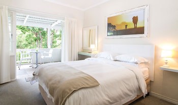 South Villa Guesthouse & Garden