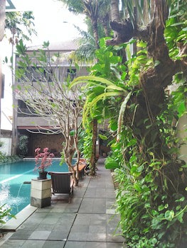 Eclipse Hotel