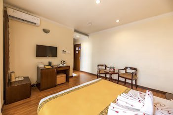 Airport Hotel