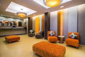 De Hug Hotel & Residence