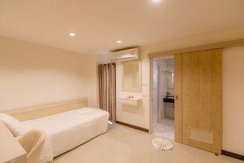 De Hug Hotel & Residence