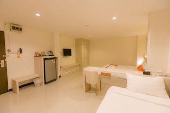 De Hug Hotel & Residence