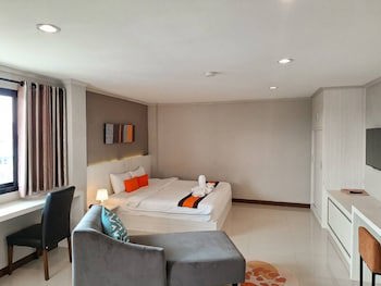 De Hug Hotel & Residence