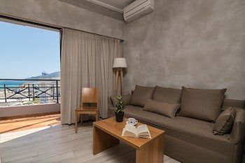 Phoenix Hotel