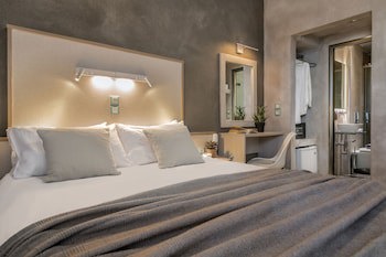 Phoenix Hotel