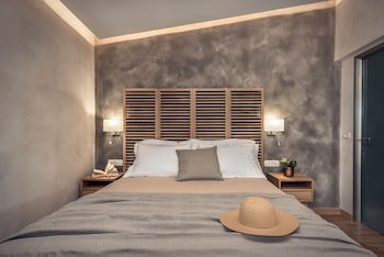 Phoenix Hotel