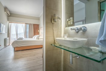 Phoenix Hotel